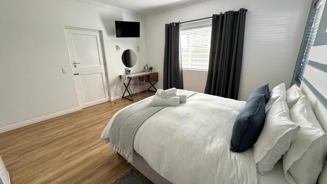 Plett57 - Self Catering - Room No1 Plettenberg Bay Luaran gambar